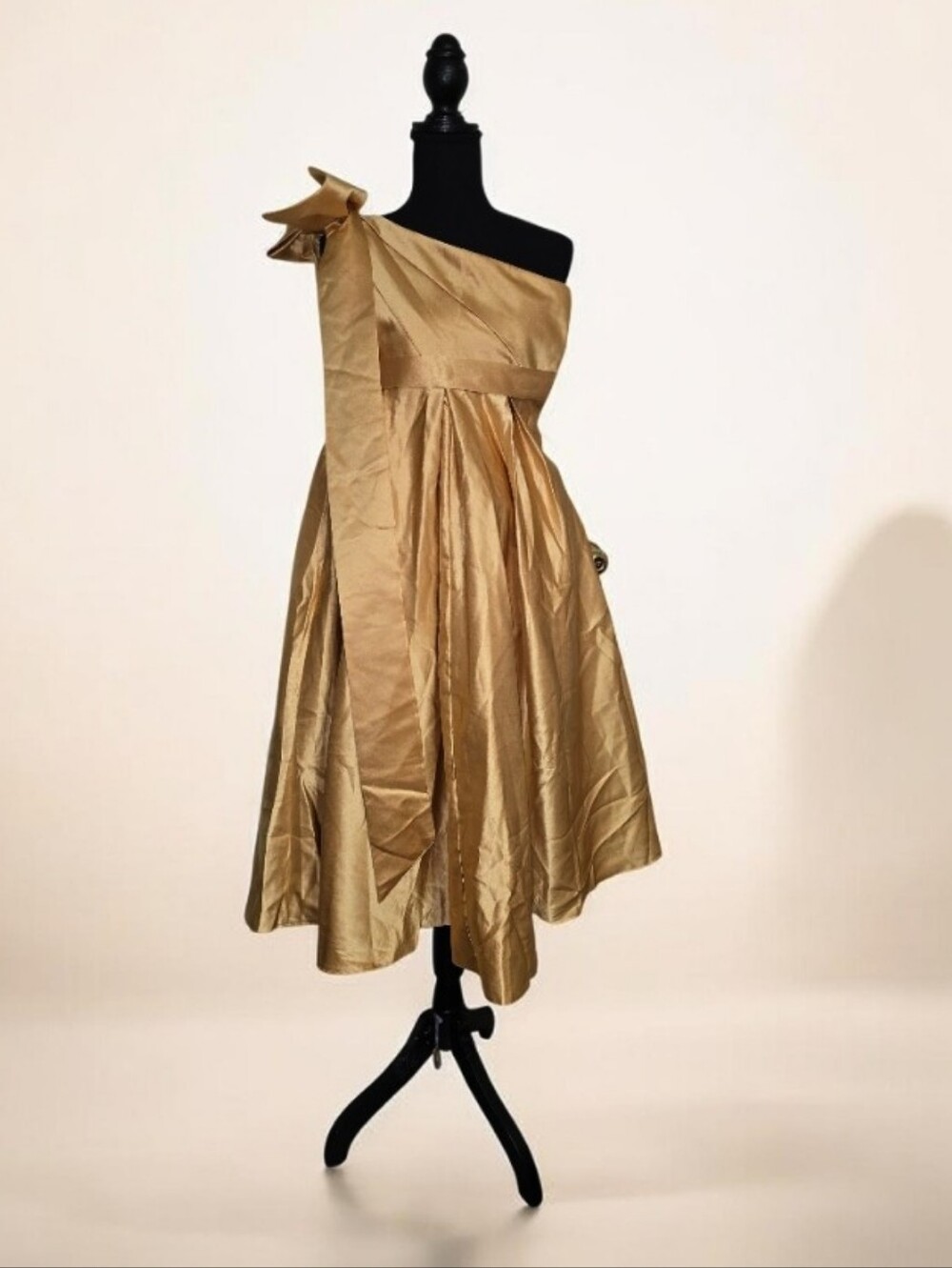#A84 One-Shoulder Gold Cocktail Dress with Bow Detail